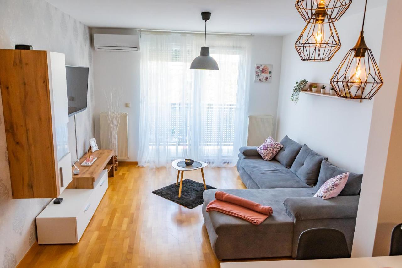 Brand New - Selfcheckins 24 - Zagreb - Garage - Loggia - New - Luxury Apartment Bagian luar foto