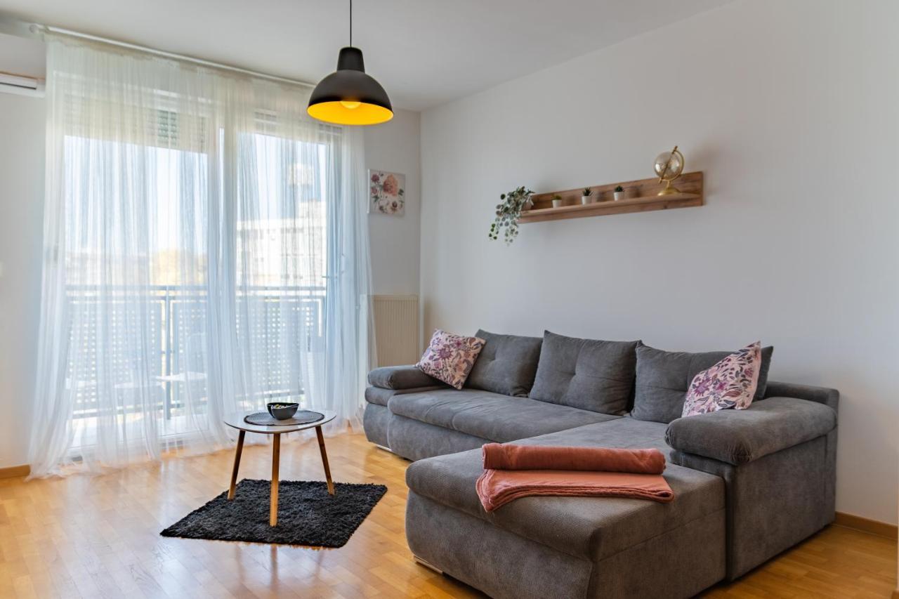 Brand New - Selfcheckins 24 - Zagreb - Garage - Loggia - New - Luxury Apartment Bagian luar foto