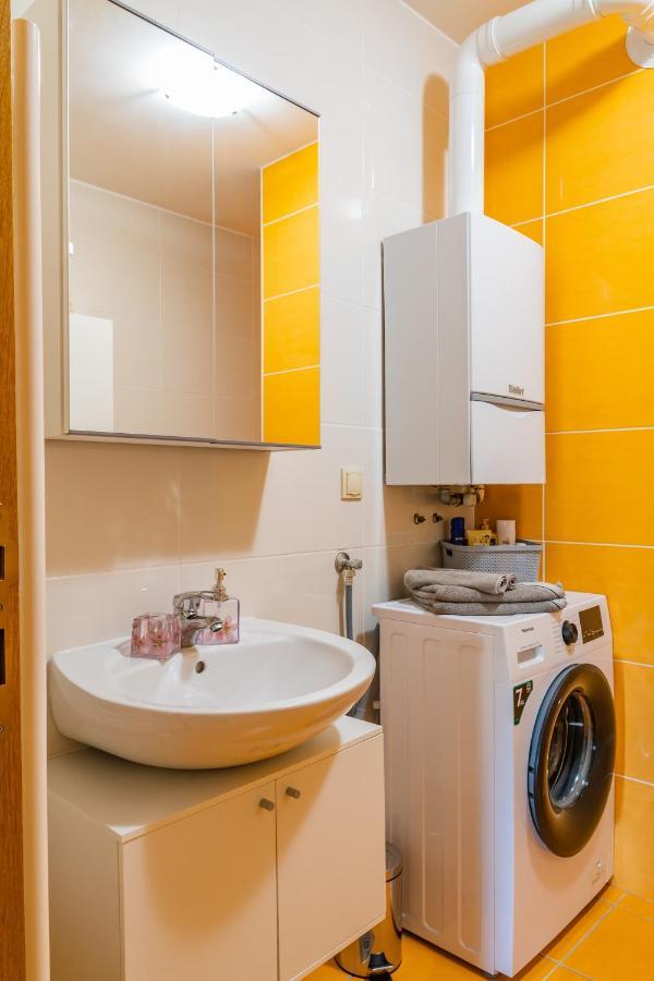 Brand New - Selfcheckins 24 - Zagreb - Garage - Loggia - New - Luxury Apartment Bagian luar foto