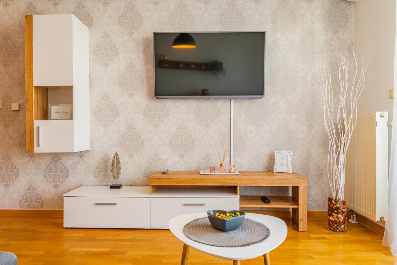 Brand New - Selfcheckins 24 - Zagreb - Garage - Loggia - New - Luxury Apartment Bagian luar foto
